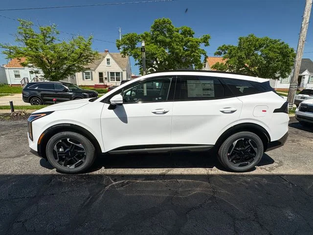 Used 2026 White Kia SX image 9