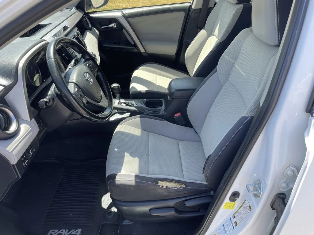 Used 2017 Super White Toyota XLE image 15