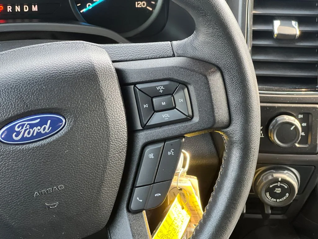 Used 2018 Gray Ford XLT image 33