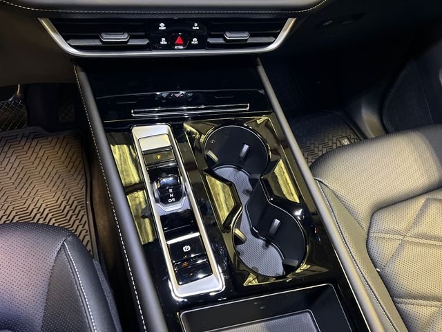 New 2026 Silver Volkswagen 2.0T SE w/Technology image 21