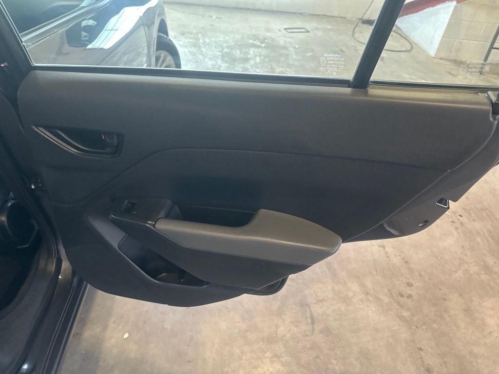 Used 2024 Gray Subaru Base image 31