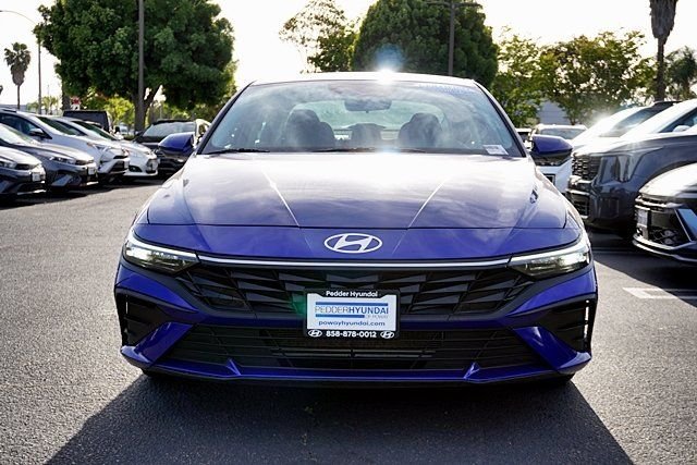 Certified Used 2024 Blue Hyundai SEL image 4