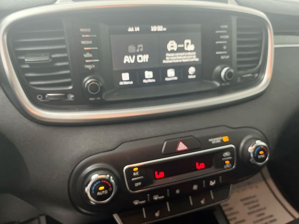 Used 2020 Black Kia LX image 10
