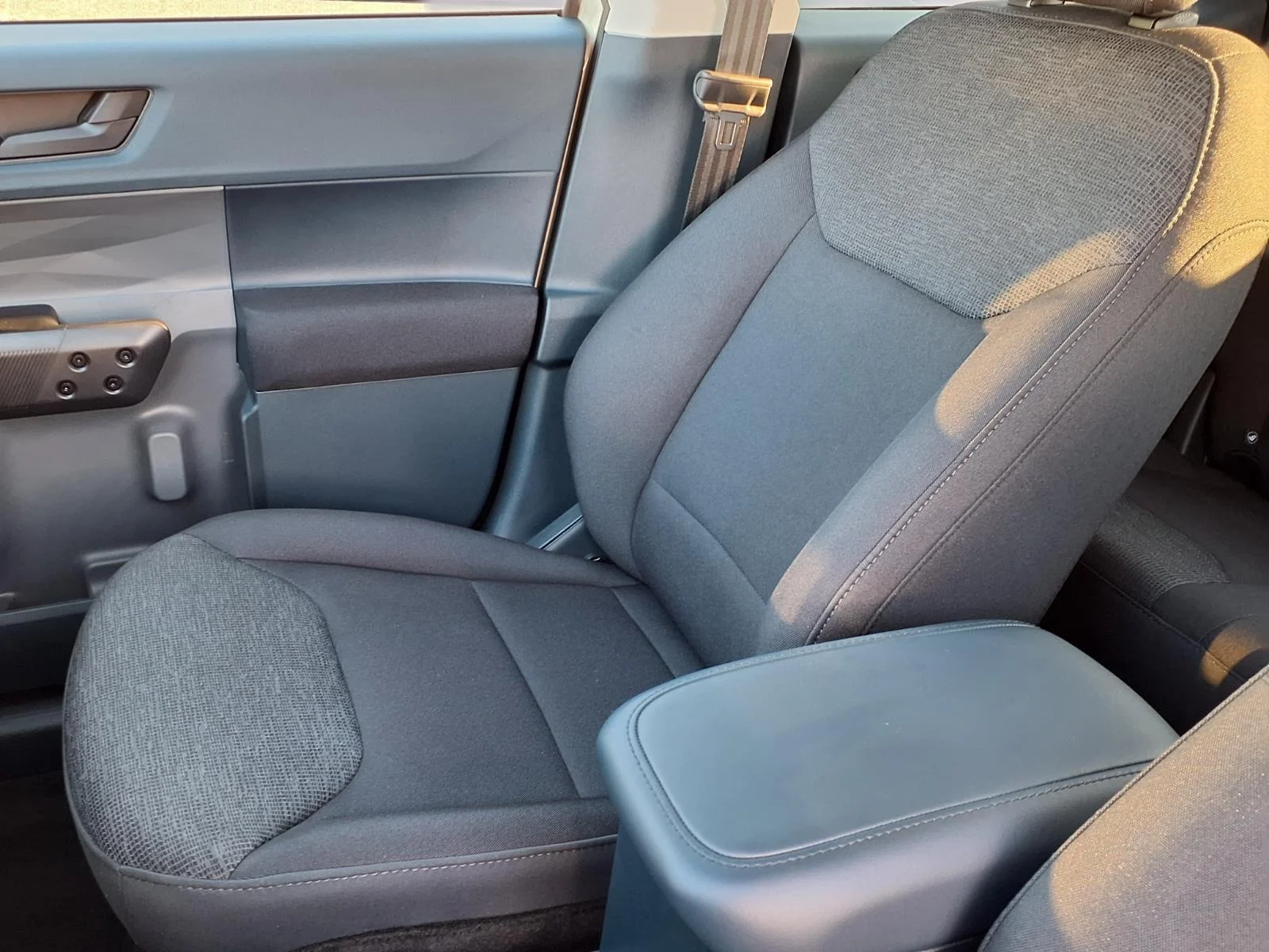 Used 2025 Desert Sand Ford XL image 20