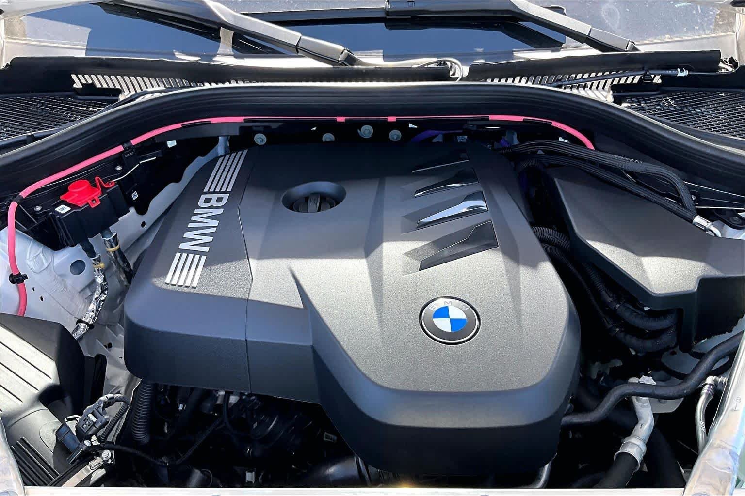 New 2026 Alpine White BMW 30 xDrive image 16