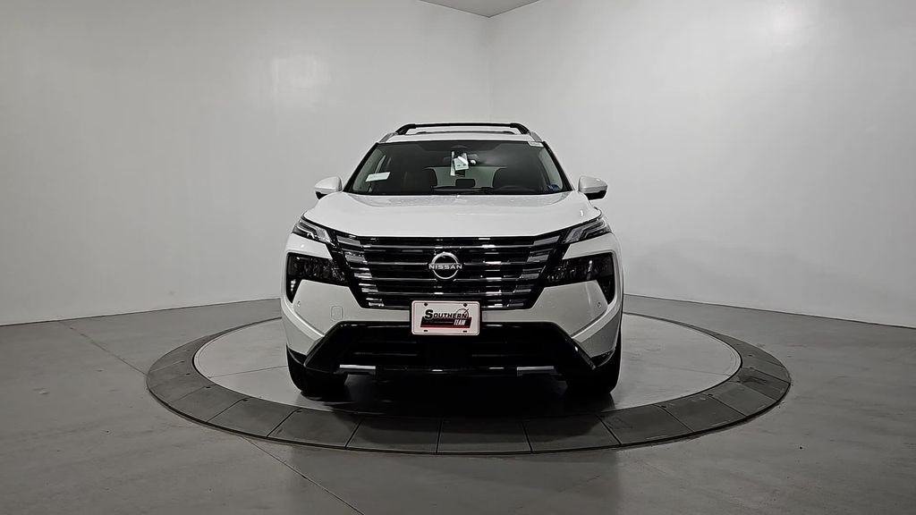 New 2026 White Nissan Platinum image 8