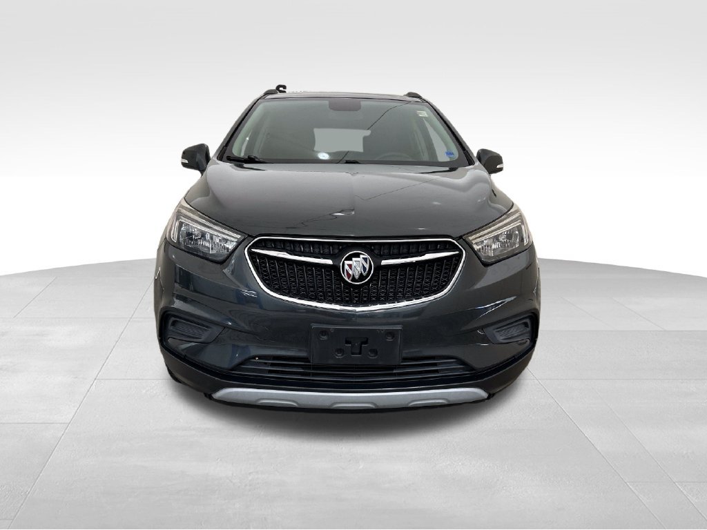 Used 2018 Gray Buick Preferred image 9