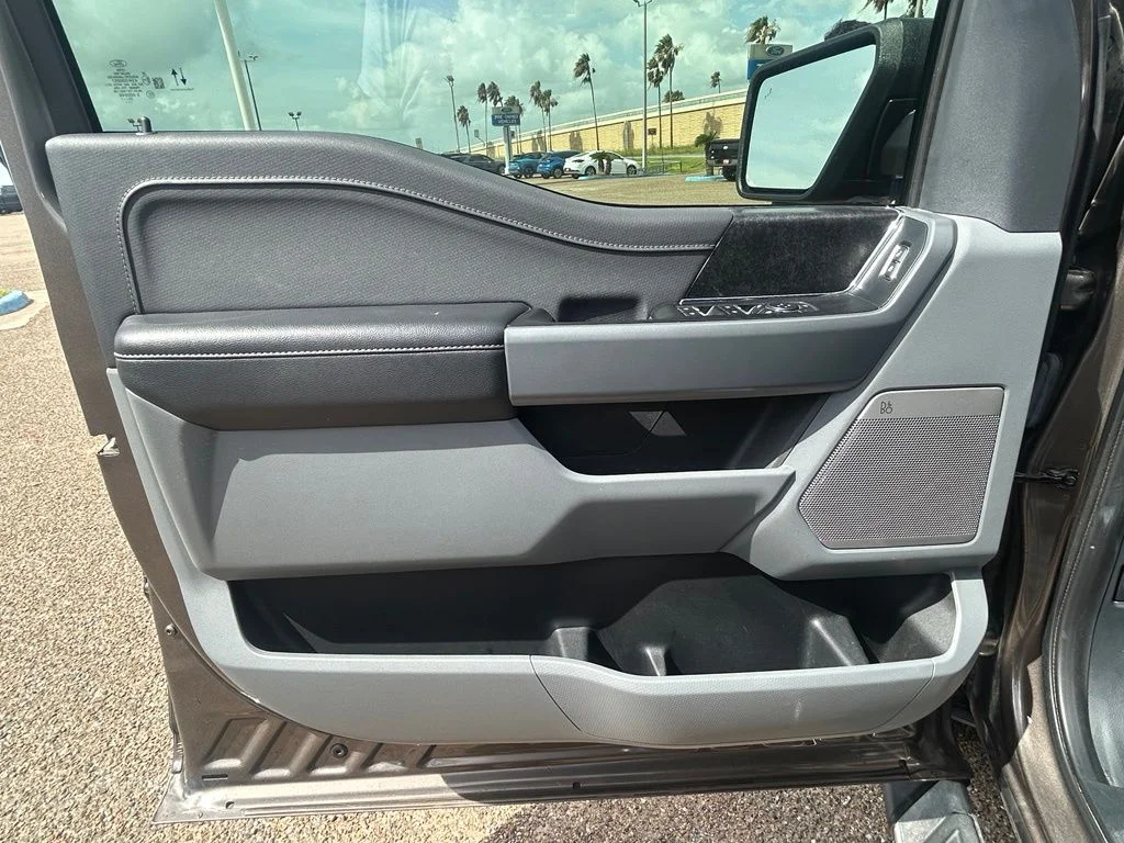 Used 2023 Gray Ford XLT image 10