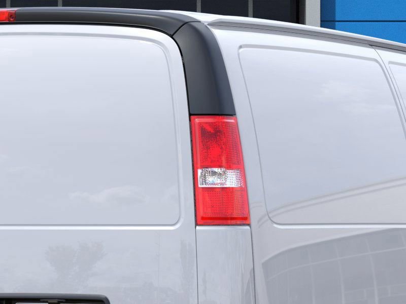 2025 Chevrolet Express Cargo Work Van - Photo 11
