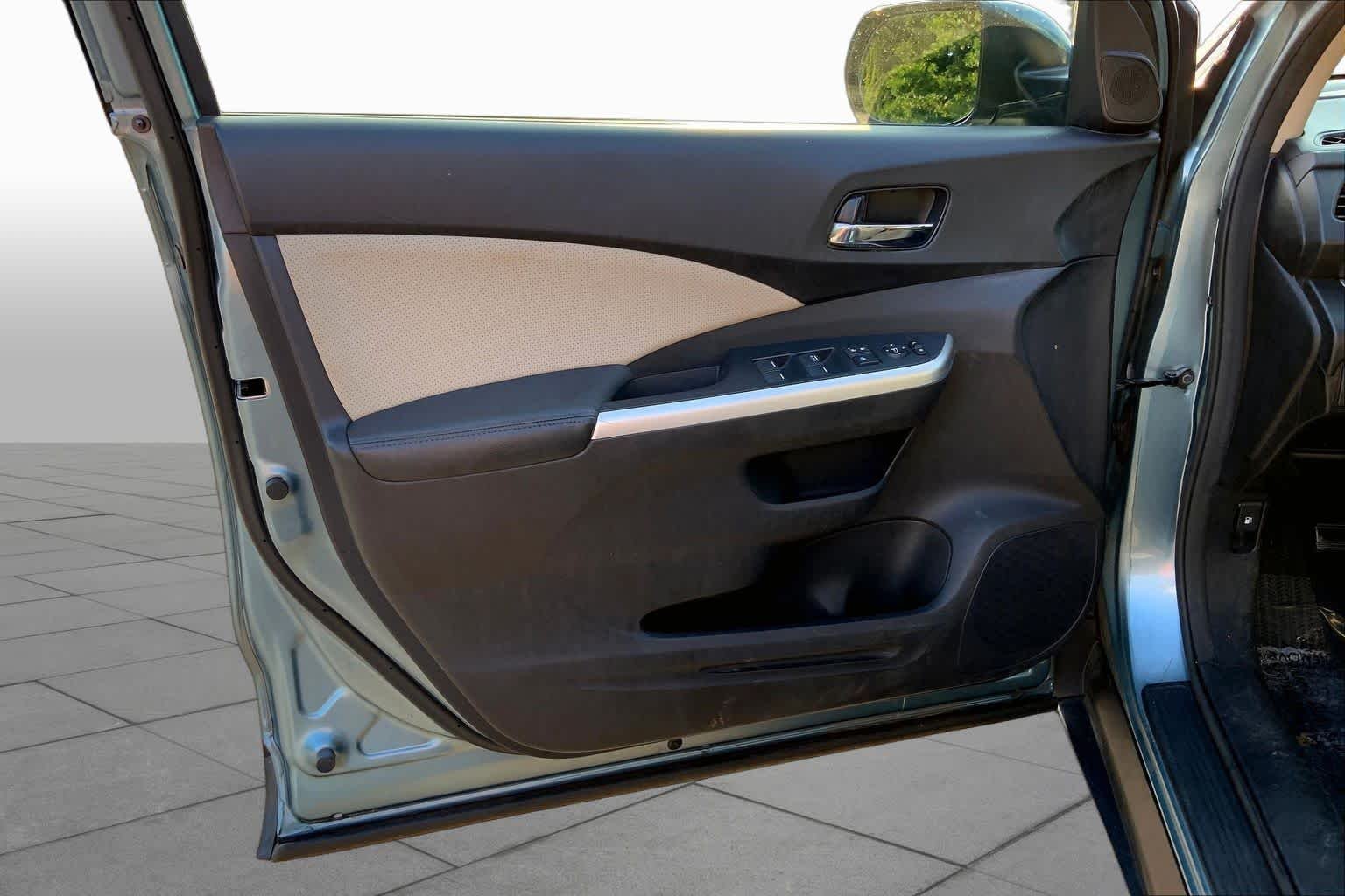 Used 2015 Mountain Air Metallic Honda EX-L image 20