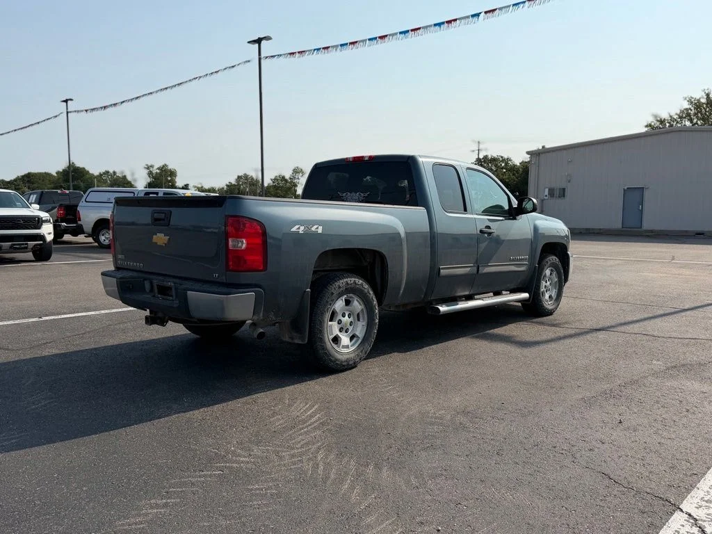 Used 2012 Blue Chevrolet LT image 3
