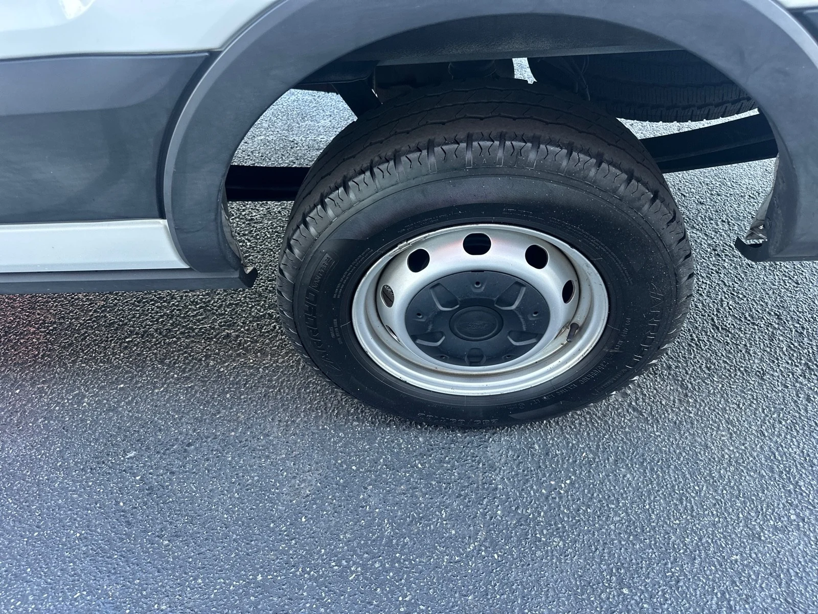 Used 2021 WHITE Ford  image 38