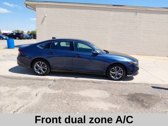 Used 2024 Canyon River Blue Metallic Honda EX image 3