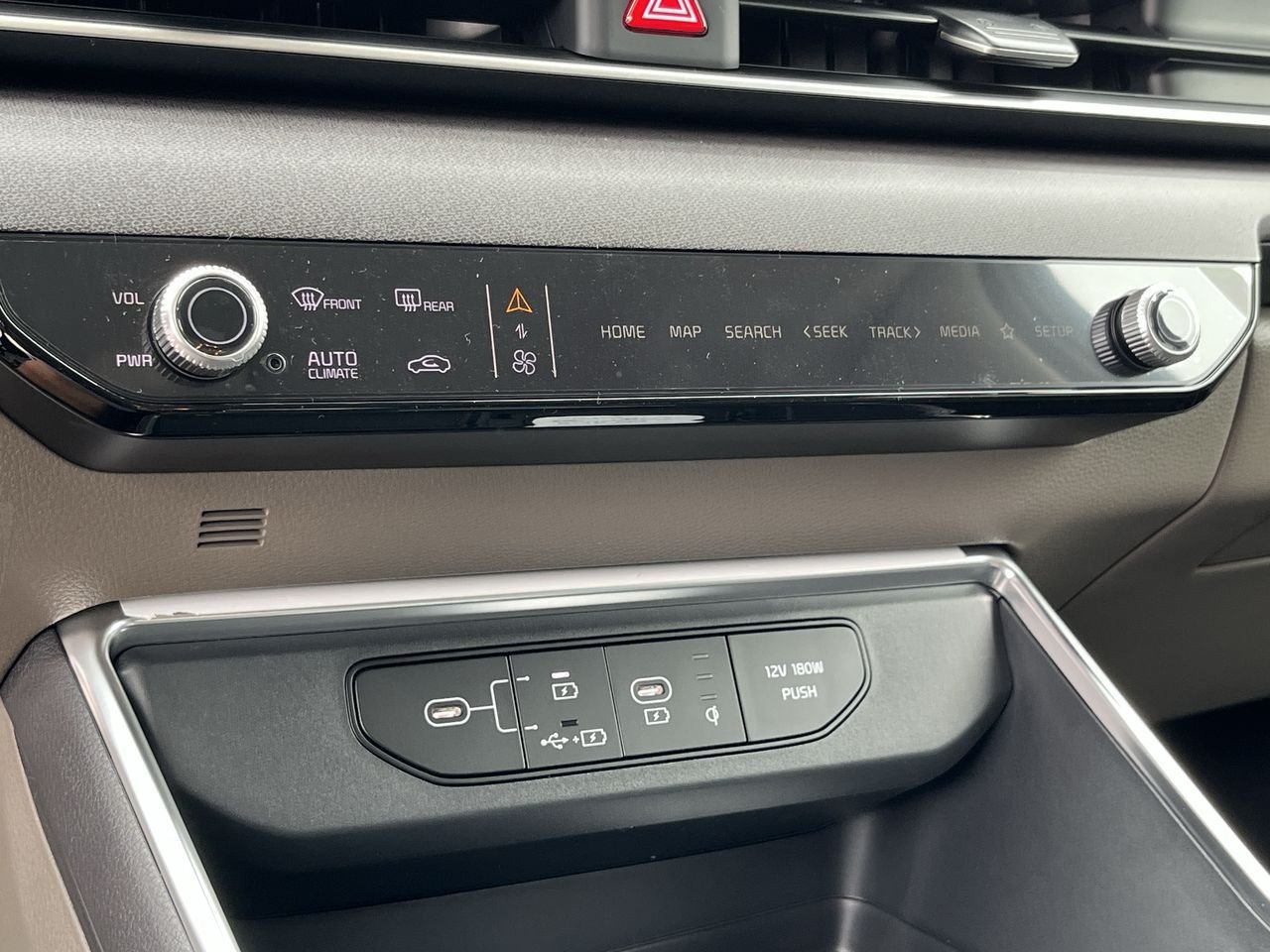 New 2026 Snow White Pearl Kia EX image 11