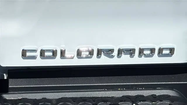 New 2026 Summit White Chevrolet LT image 28