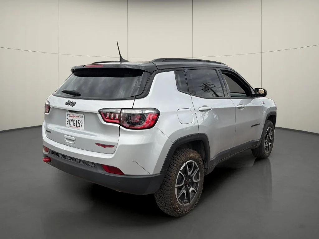 2025 Jeep Compass Trailhawk - Photo 7