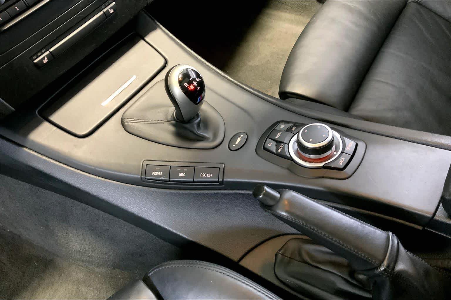 Used 2009 Interlagos Blue Metallic BMW  image 16