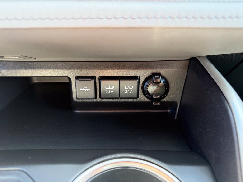 Used 2021 White Toyota XLE image 23