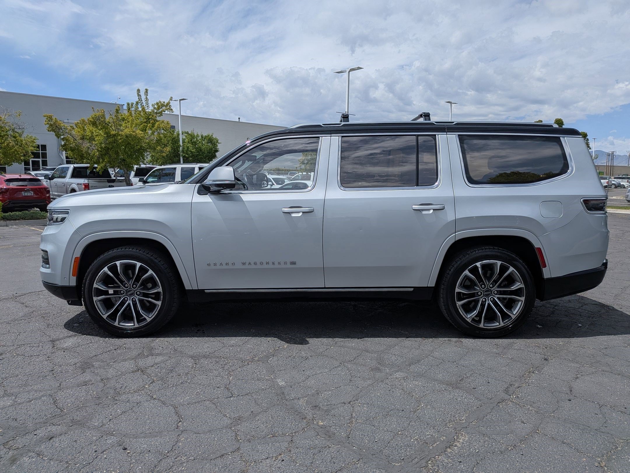 Used 2022 Silver Zynith Jeep Series III image 2