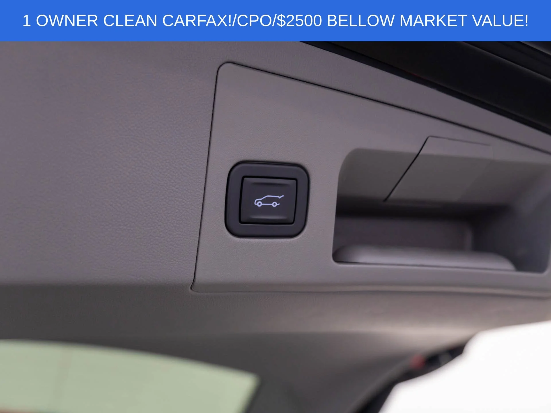 Used 2025 Black Cadillac Premium Luxury image 32