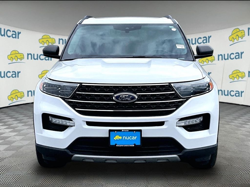 Used 2023 White Ford XLT image 2