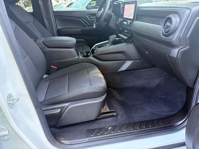 Used 2025 White Chevrolet Work Truck image 13
