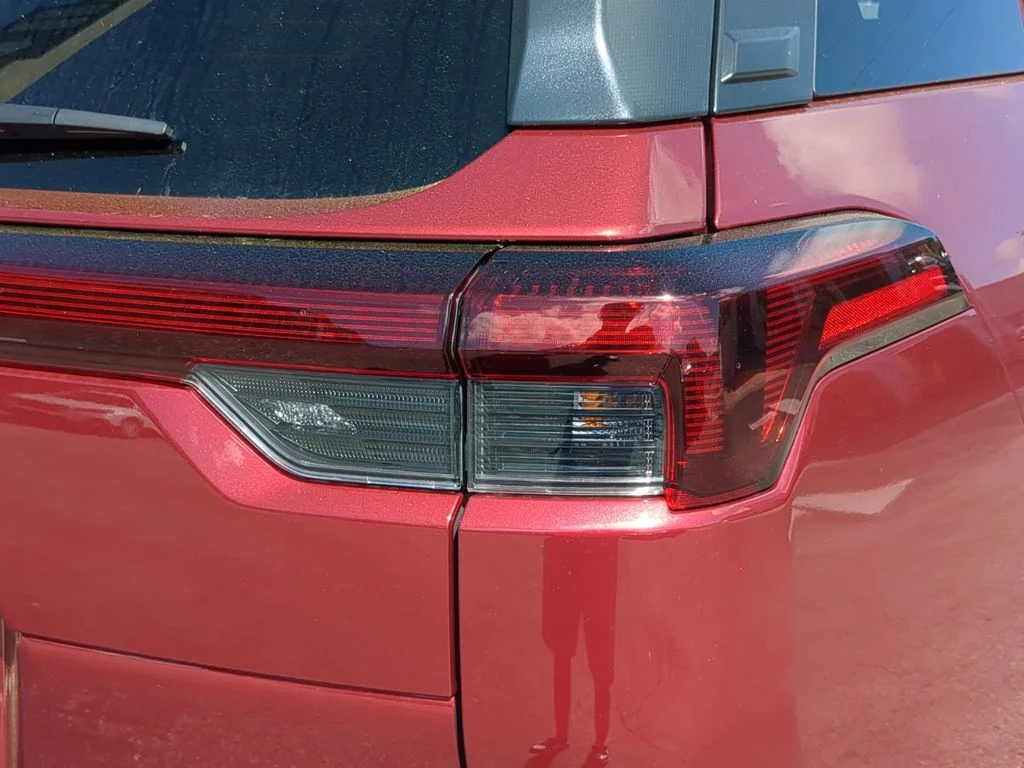 New 2026 CRIMSON RED PEARL Subaru Premium image 8