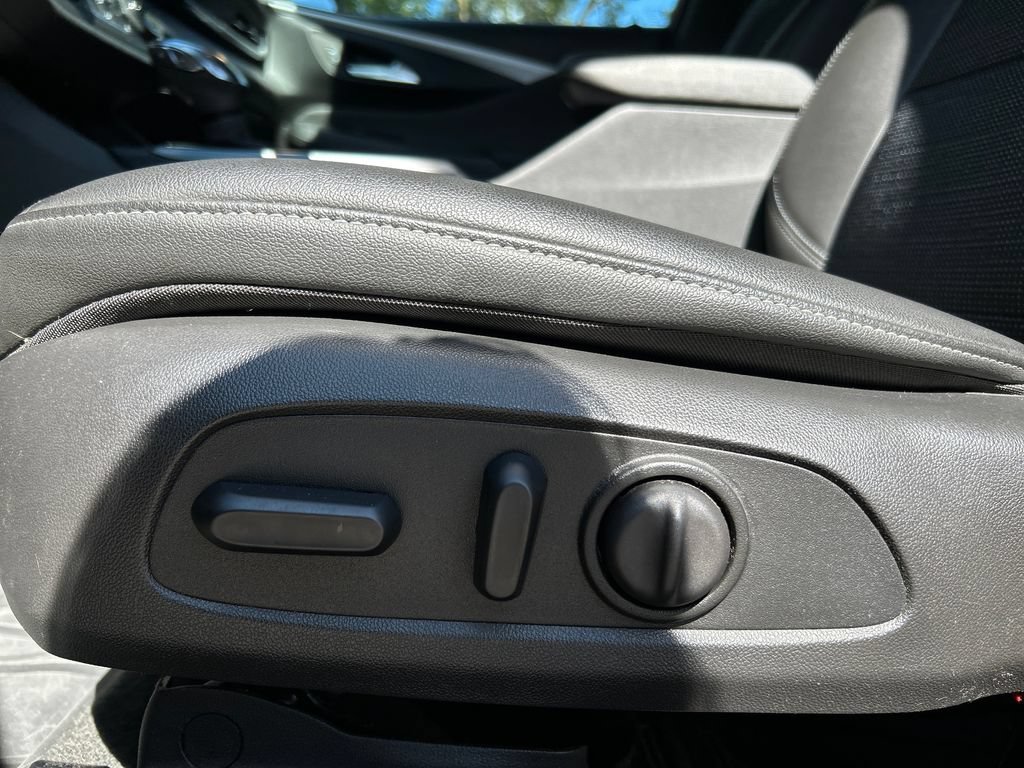 Used 2024 Copper Ice Metallic Buick Preferred image 19