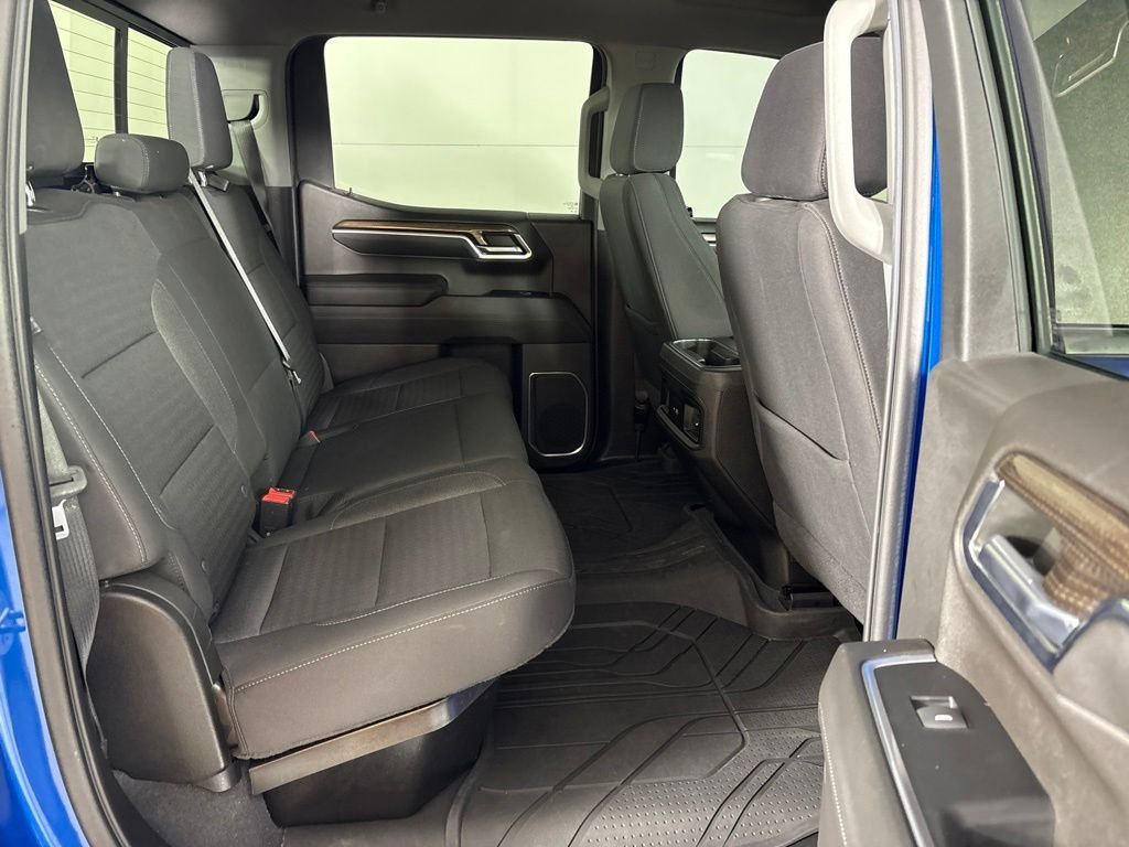 Used 2022 Blue Chevrolet RST image 28