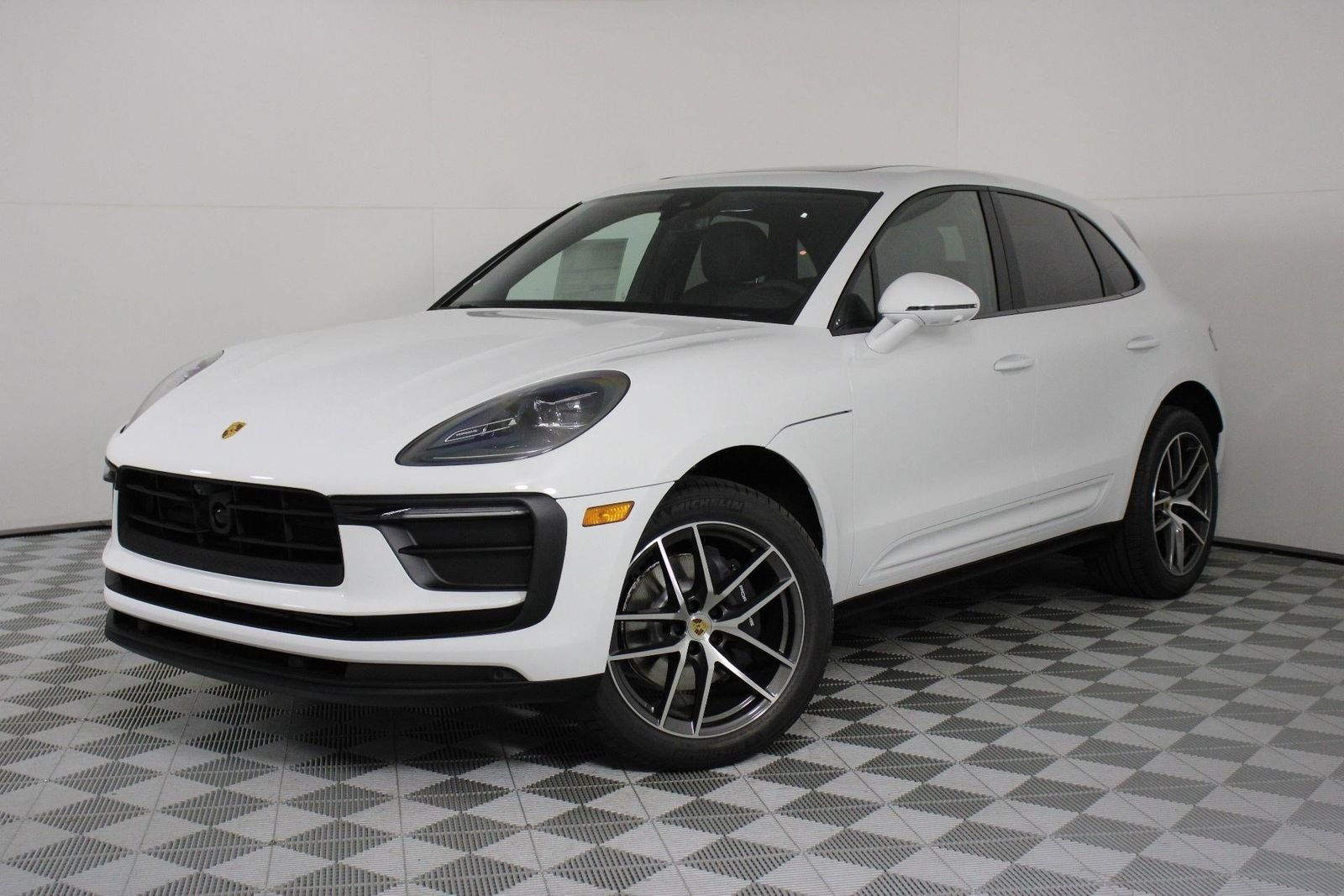 228 New Porsche Models for Sale in Pasadena, CA