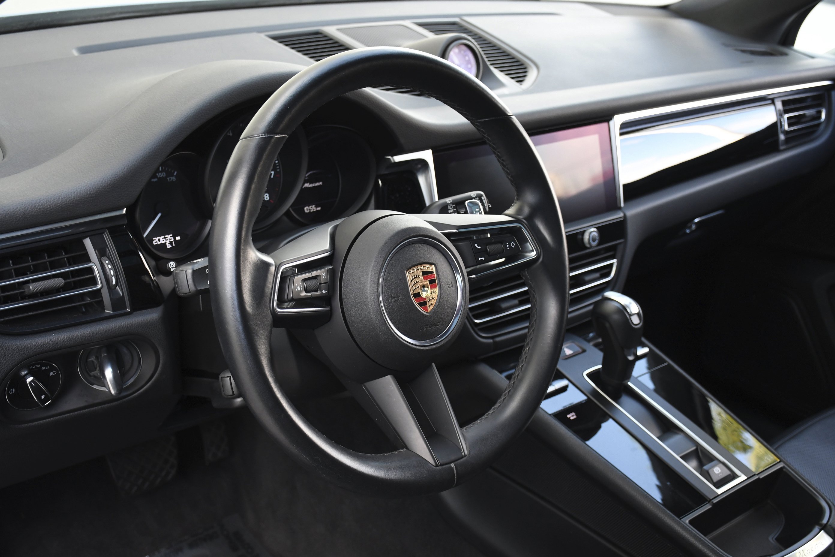 Used 2024 Dolomite Silver Metallic Porsche Base image 24