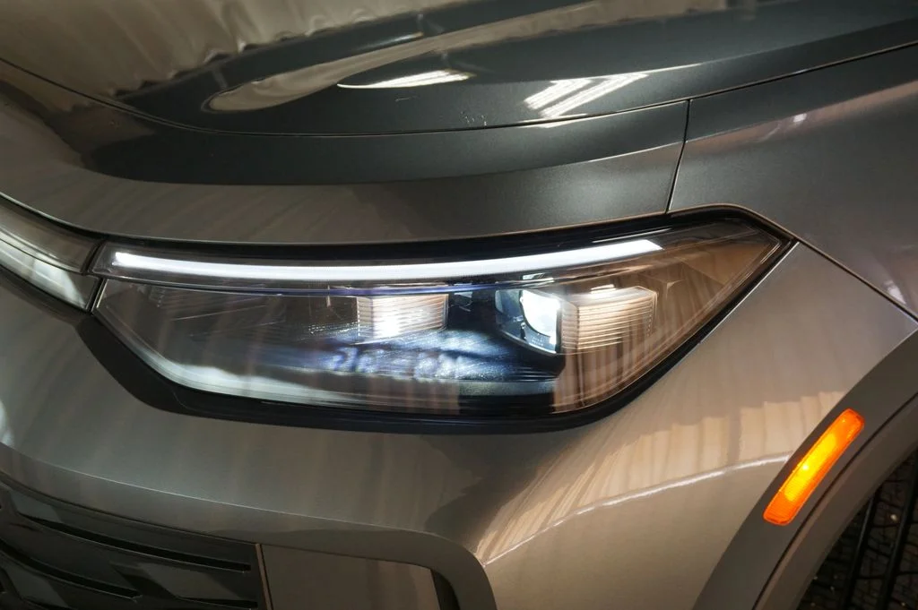 New 2026 Platinum Gray Volkswagen 2.0T SE image 31