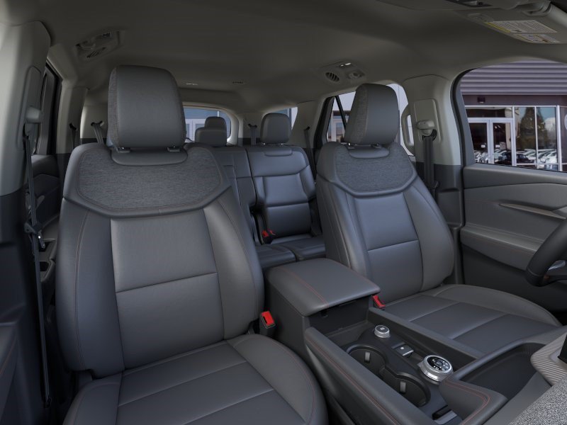 2025 Ford Explorer Active - Photo 11