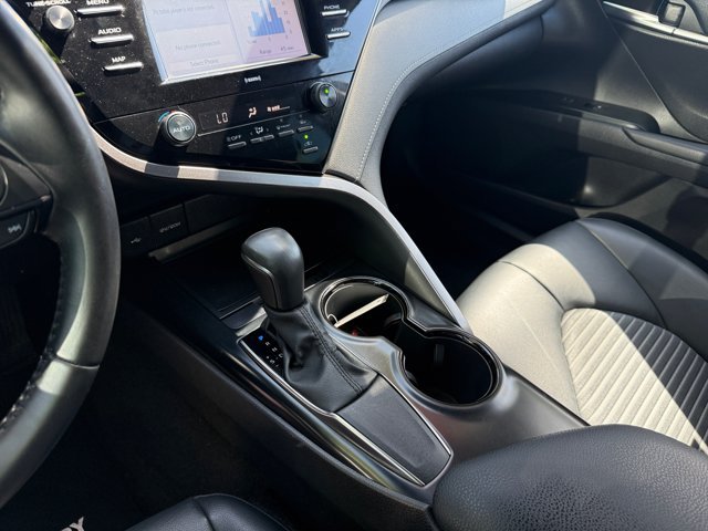Used 2020 Super White Toyota SE image 13