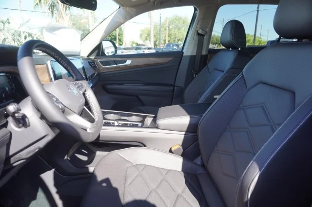 2026 Volkswagen Atlas SE w/Tech - Photo 18