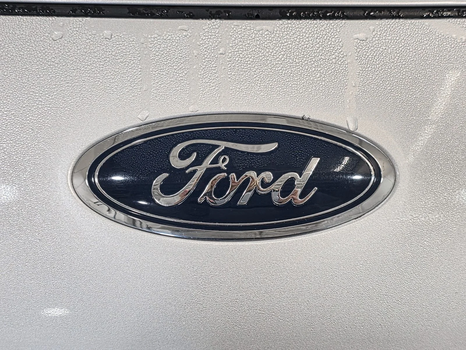 Used 2020 Silver Ford SEL image 13