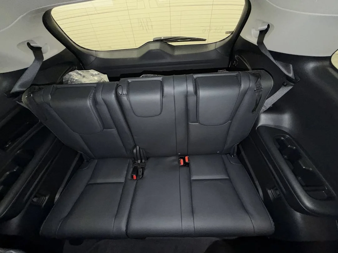New 2026 Crystal White Pearl Subaru Premium image 20