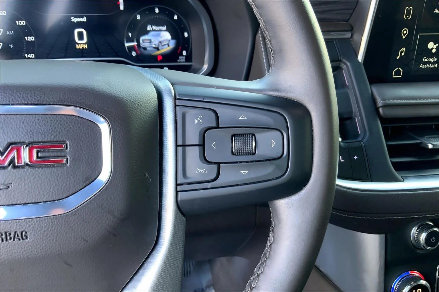 Used 2023 Summit White GMC SLT image 22