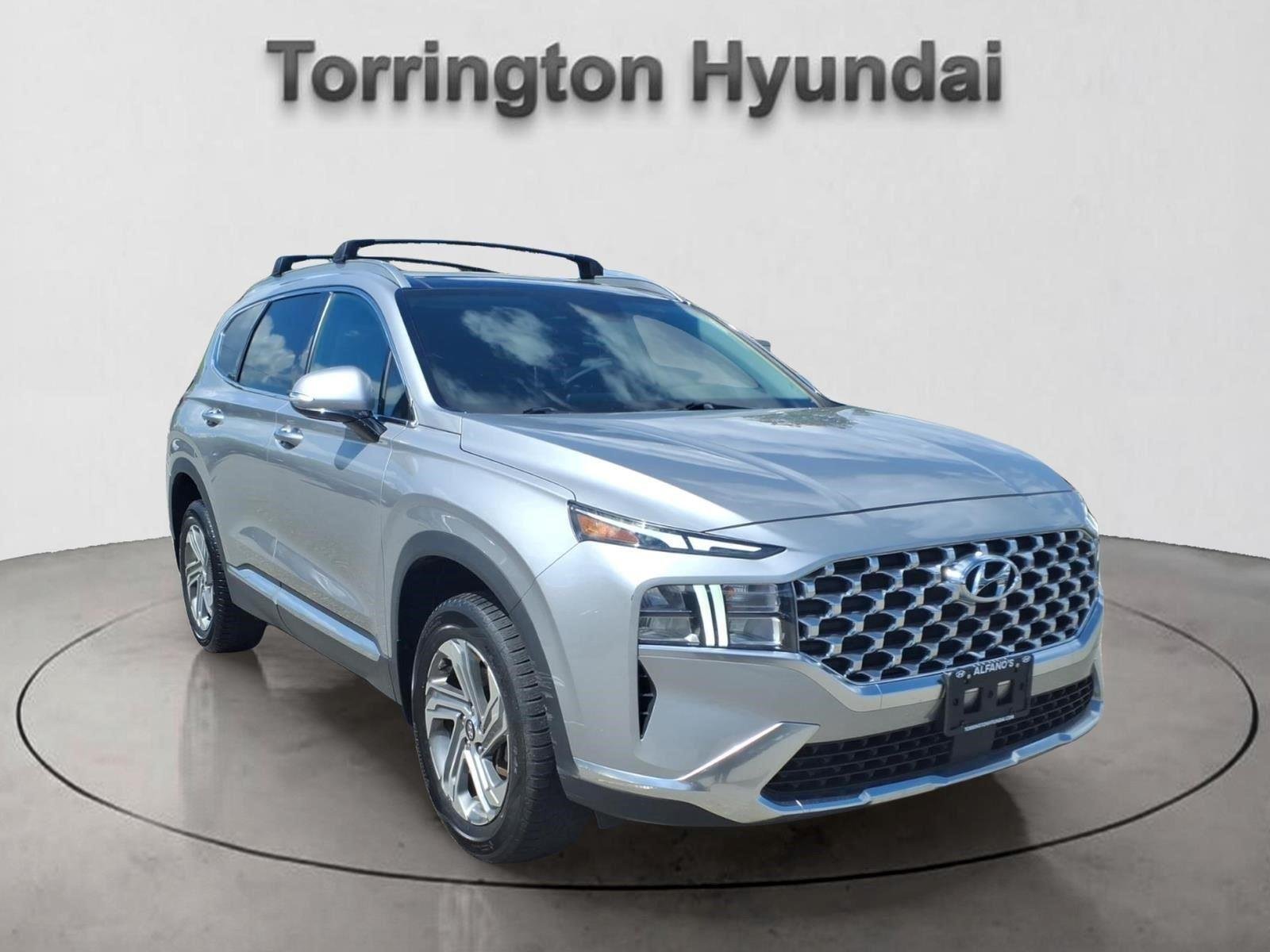 Used 2022 Shimmering Silver Hyundai SEL image 2