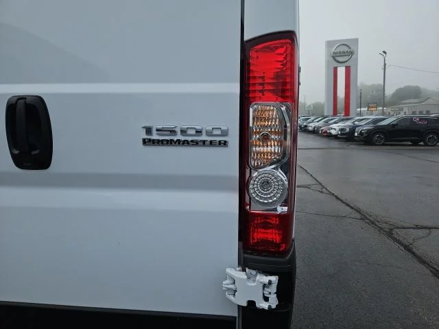 New 2025 Bright White Clearcoat RAM Base image 10