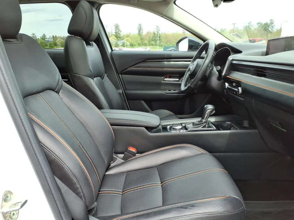 Used 2024 Wind Chill Pearl Mazda 2.5 Turbo Premium Plus Package image 5