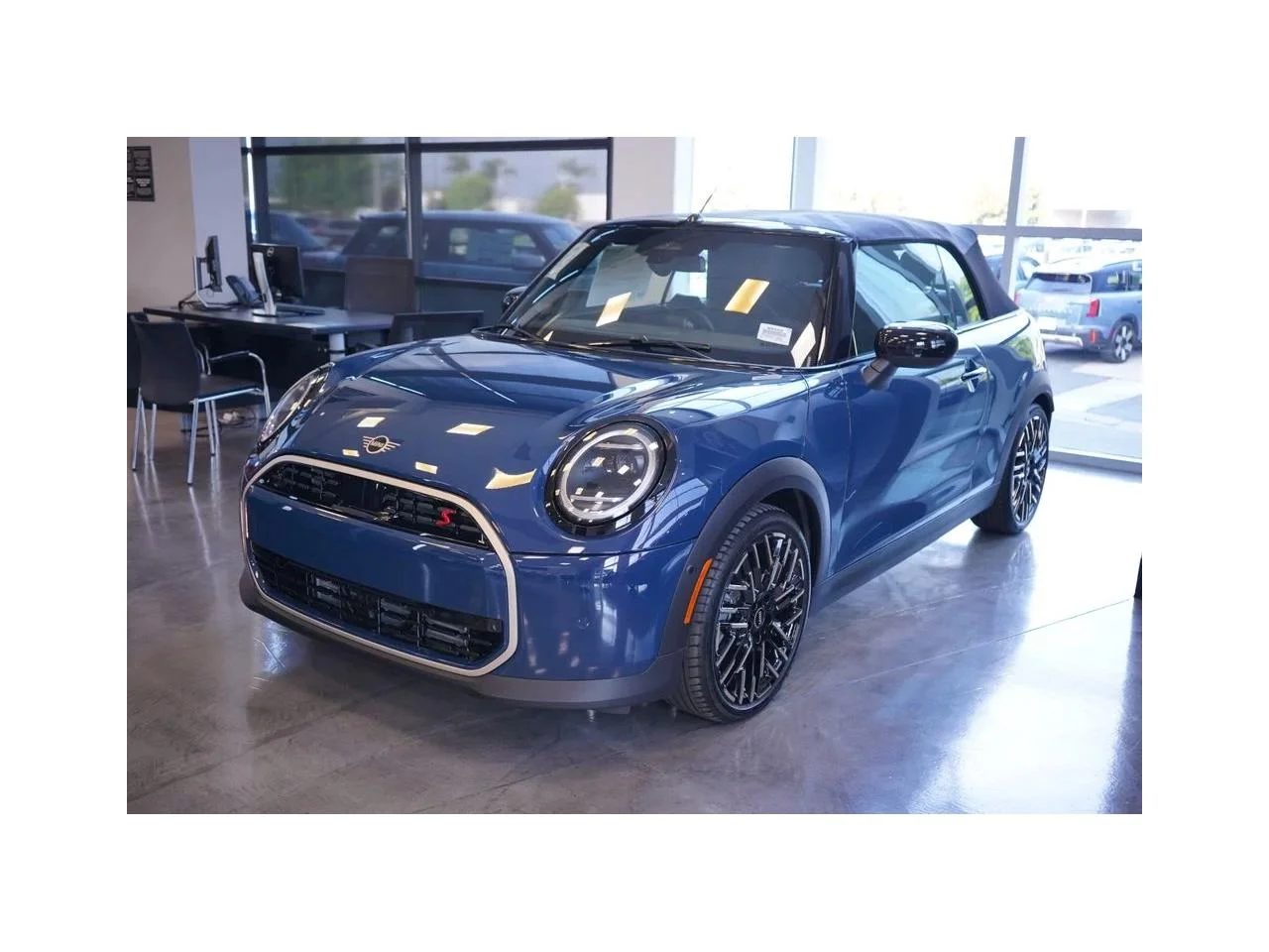 New 2026 Indigo Sunset Blue Metallic MINI SIGNATURE PLUS image 1