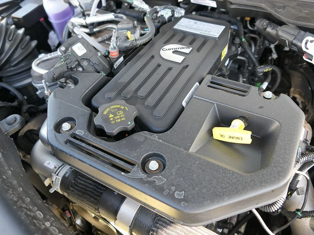 New 2026 Bright White Clearcoat RAM Tradesman image 25