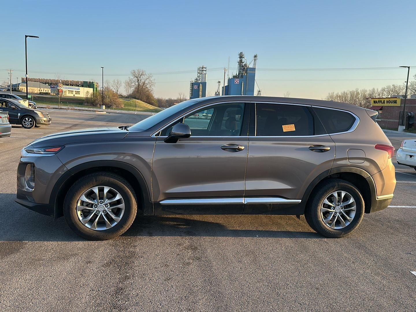 Used 2019 Hyundai Santa Fe SEL with VIN 5NMS3CAD9KH057125 for sale in Kansas City