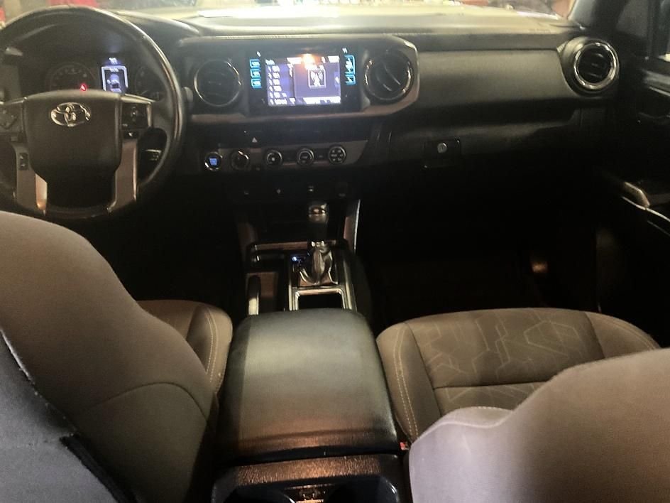 Used 2017 Silver Toyota TRD Off-Road image 3