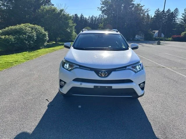 Used 2017 White Toyota XLE image 8