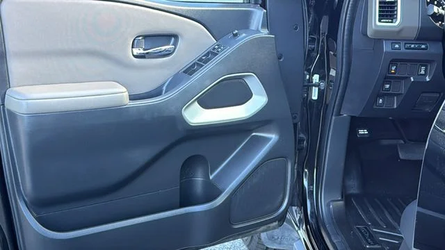 2022 Nissan Frontier SV - Photo 23