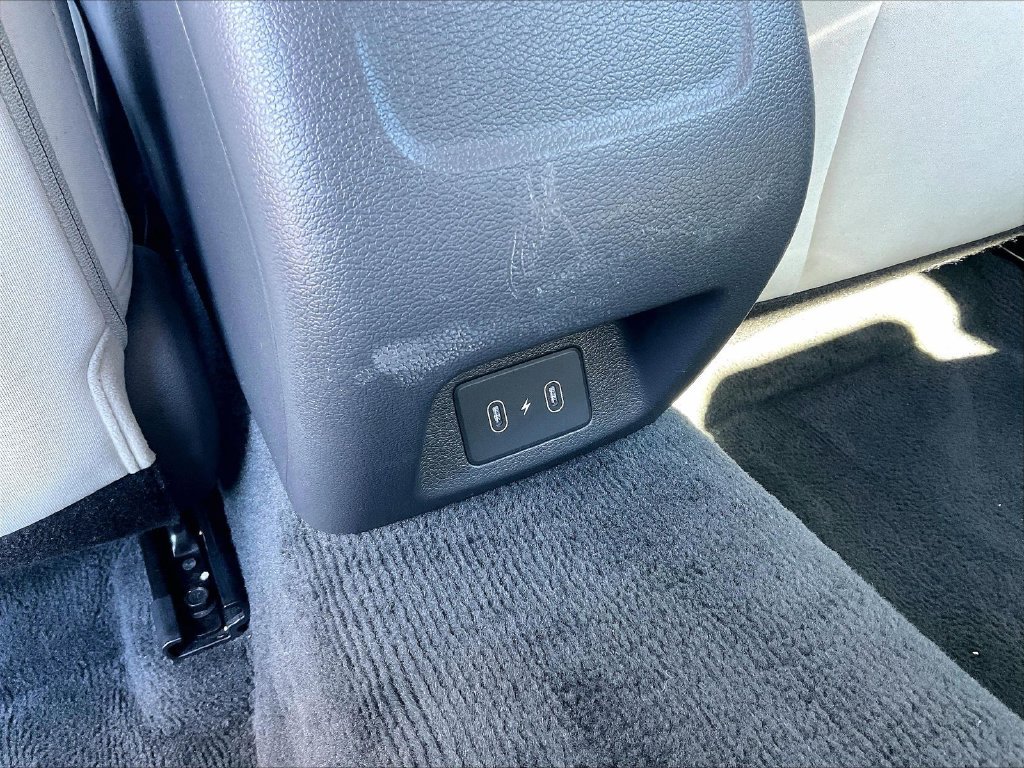 Used 2024 Onyx Black Hyundai SEL image 26