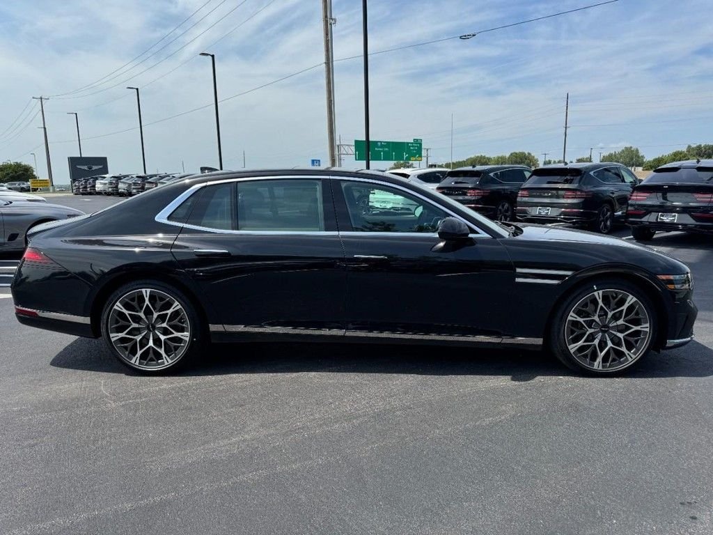 New 2026 Vik Black Genesis 3.5T e-SC image 2