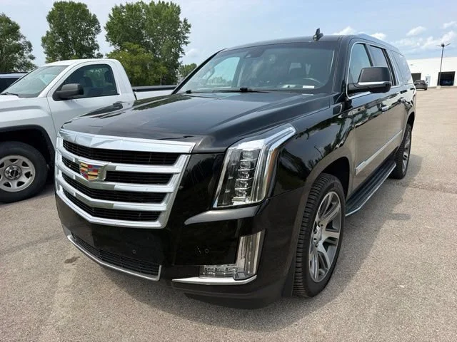 Used 2016 BLACK RAVEN Cadillac Luxury Collection image 2